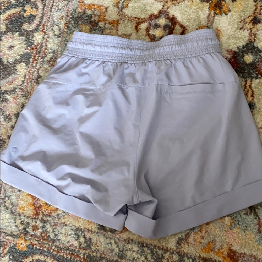 LULULEMON SHORTS 🍬🌸 - Picture 4 of 9